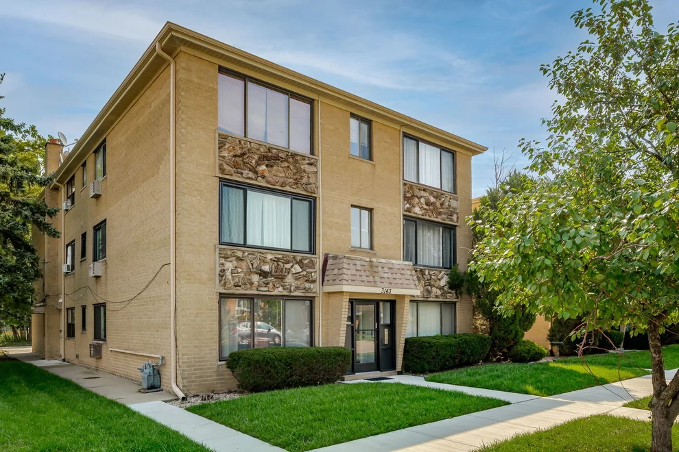 Unit for sale at 3141 N Elm Street, River Grove, IL 60171