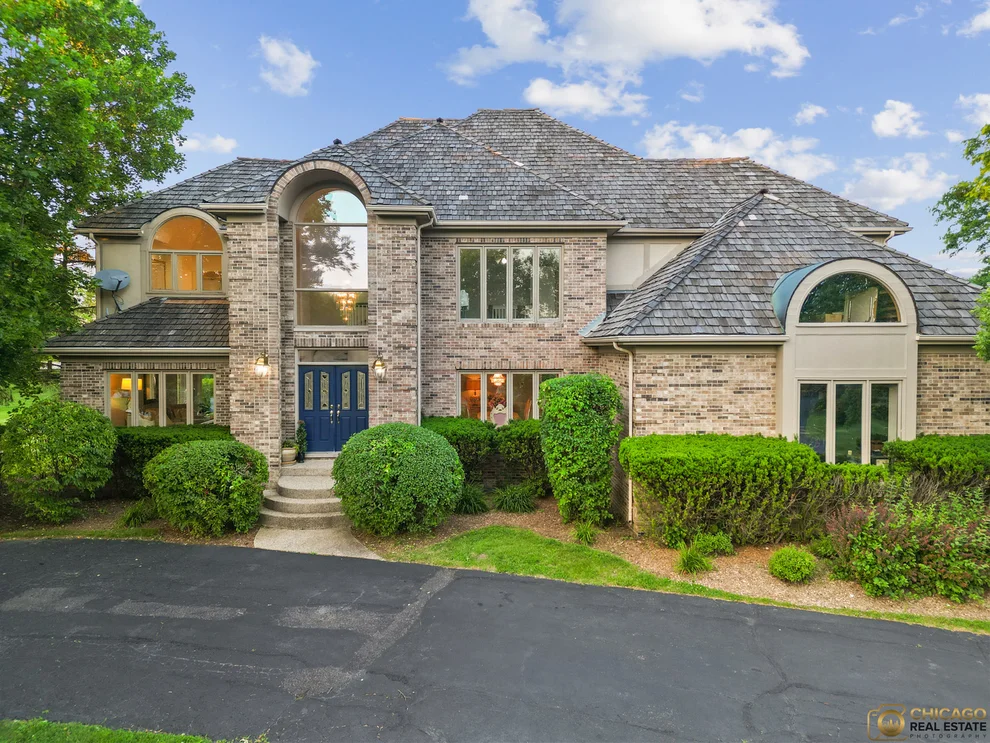 Unit for sale at 5898 Partridge Lane, Long Grove, IL 60047