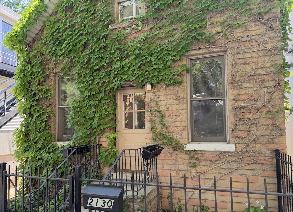 Unit for sale at 2130 N Hoyne Avenue, Chicago, IL 60647