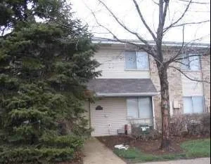 Unit for sale at 1755 ROBIN Ln UNIT B, HOFFMAN ESTATES, IL 60194