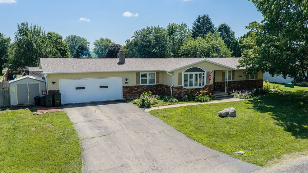 Unit for sale at 208 Pittman Court, Manlius, IL 61338
