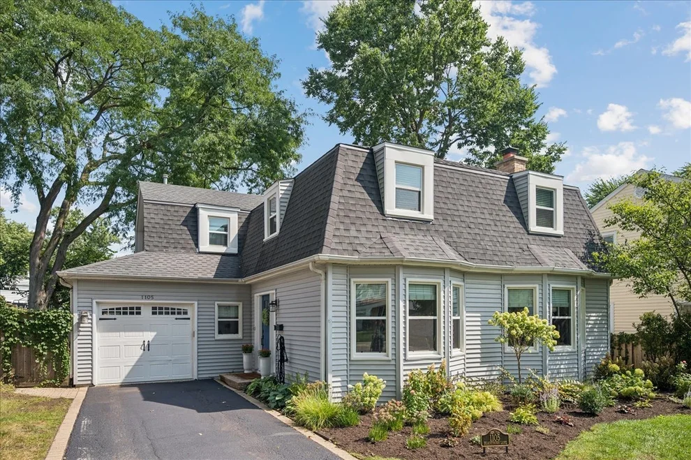Unit for sale at 1105 Blackthorn Lane, Northbrook, IL 60062