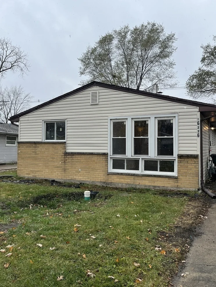 Unit for sale at 16226 Ashland Avenue, Markham, IL 60428