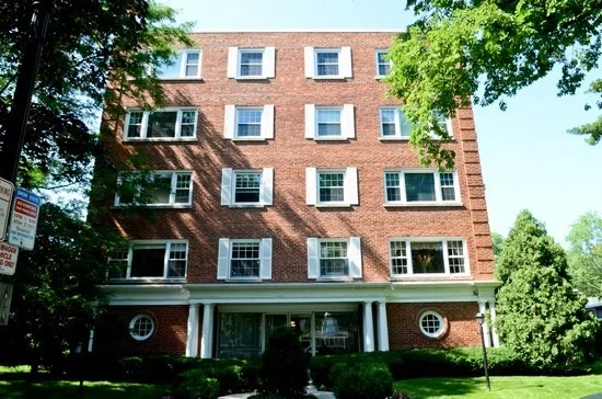 Unit for sale at 2425 Central Street, EVANSTON, IL 60201