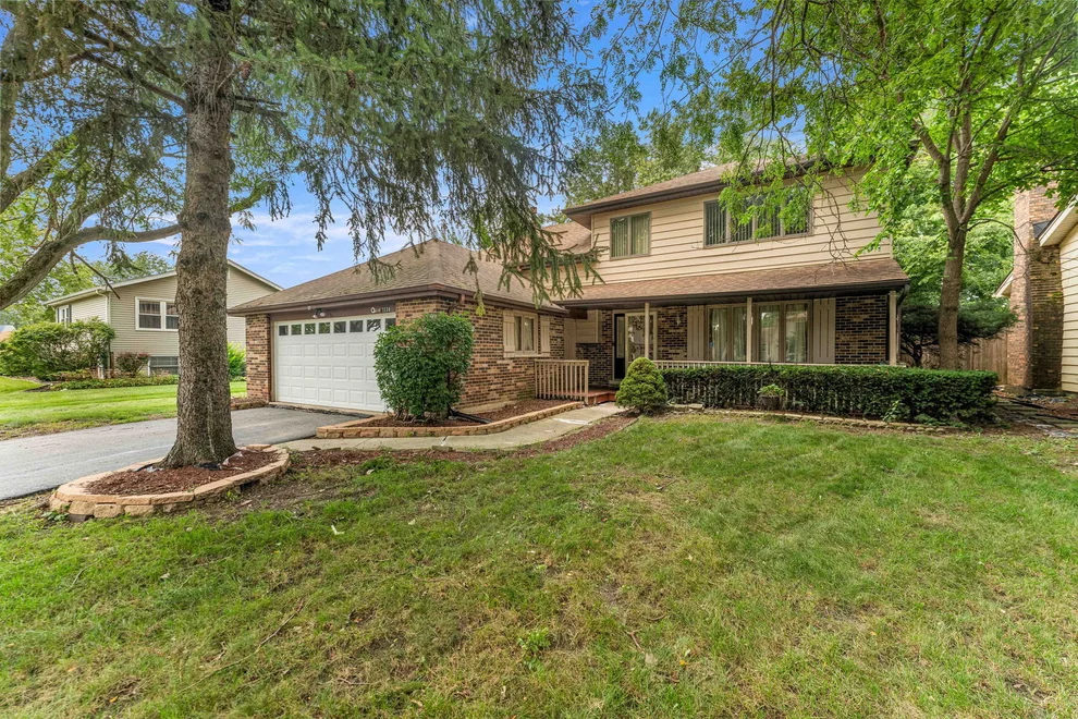 Unit for sale at 1114 185th Place, Homewood, IL 60430