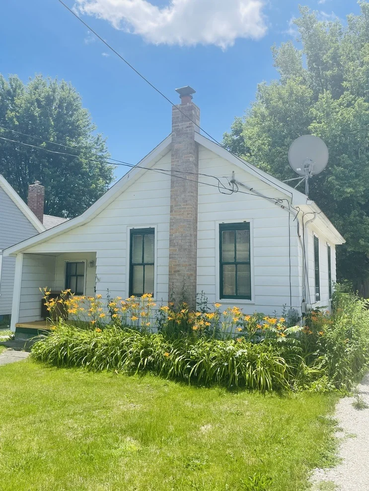 Unit for sale at 1213 E Main Street, Streator, IL 61364