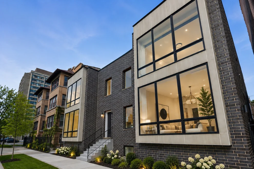 Unit for sale at 4721 S Ingleside Avenue, Chicago, IL 60615