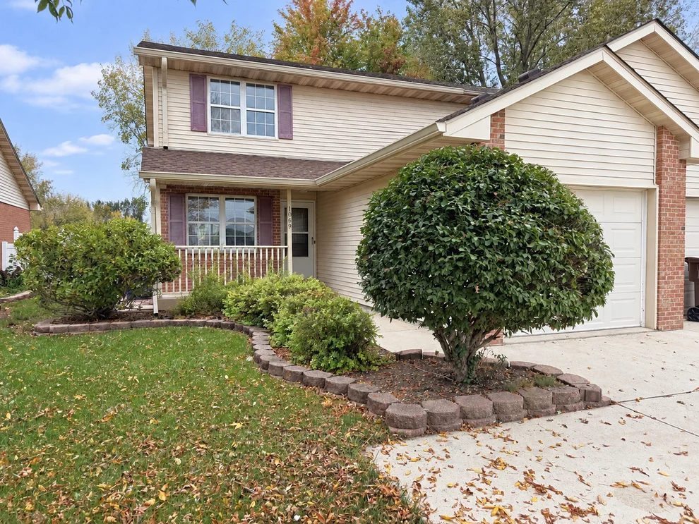 Unit for sale at 1069 Lincoln Drive, Manteno, IL 60950