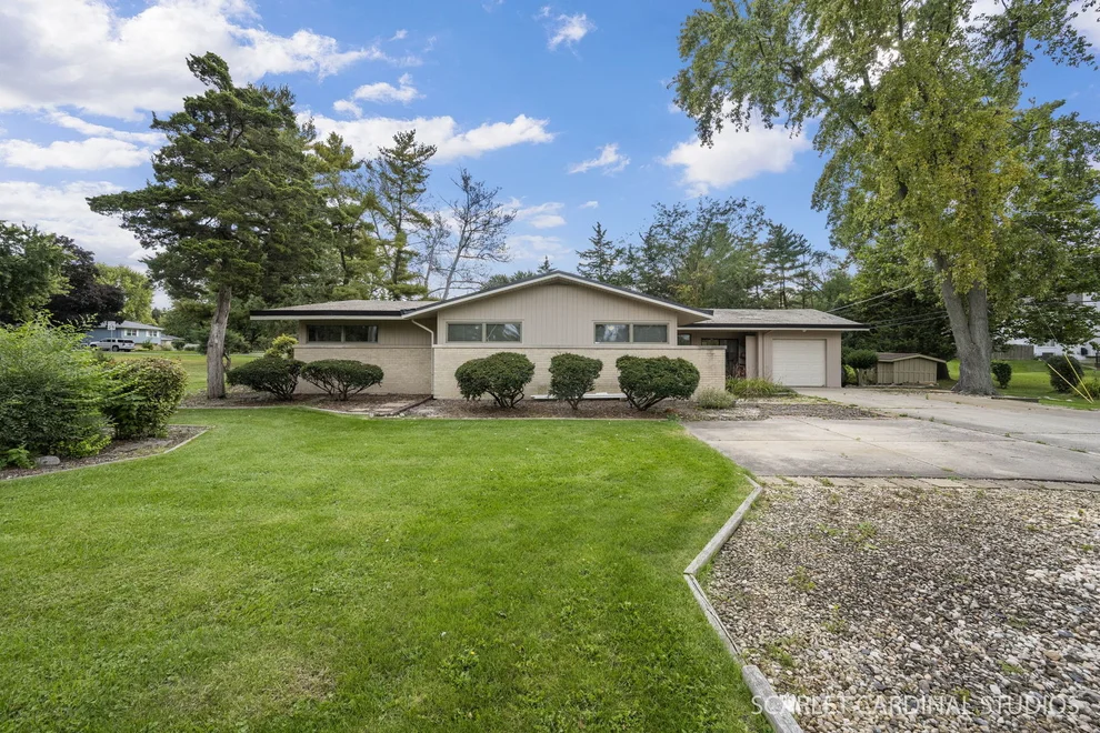 Unit for sale at 1S414 School Street, Lombard, IL 60148