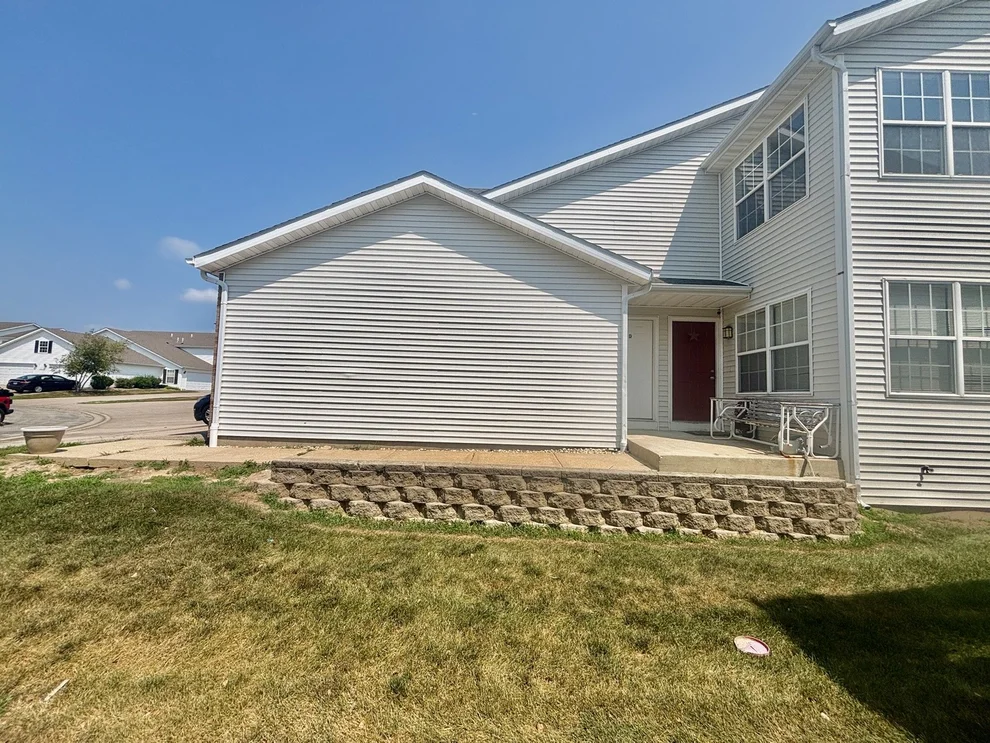 Unit for sale at 8000 Primrose Place, Poplar Grove, IL 61065