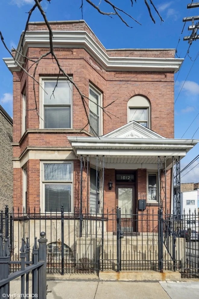 Unit for sale at 1612 W Cullerton Street, Chicago, IL 60608