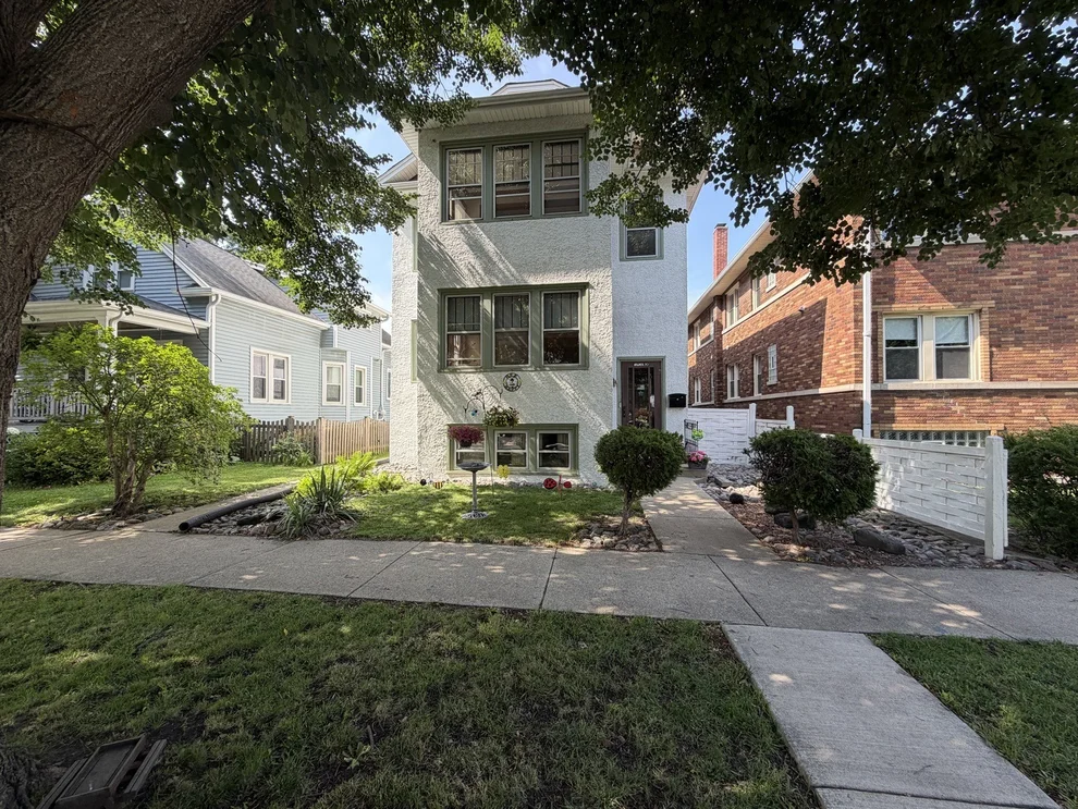 Unit for sale at 9002 Sheridan Avenue, Brookfield, IL 60513