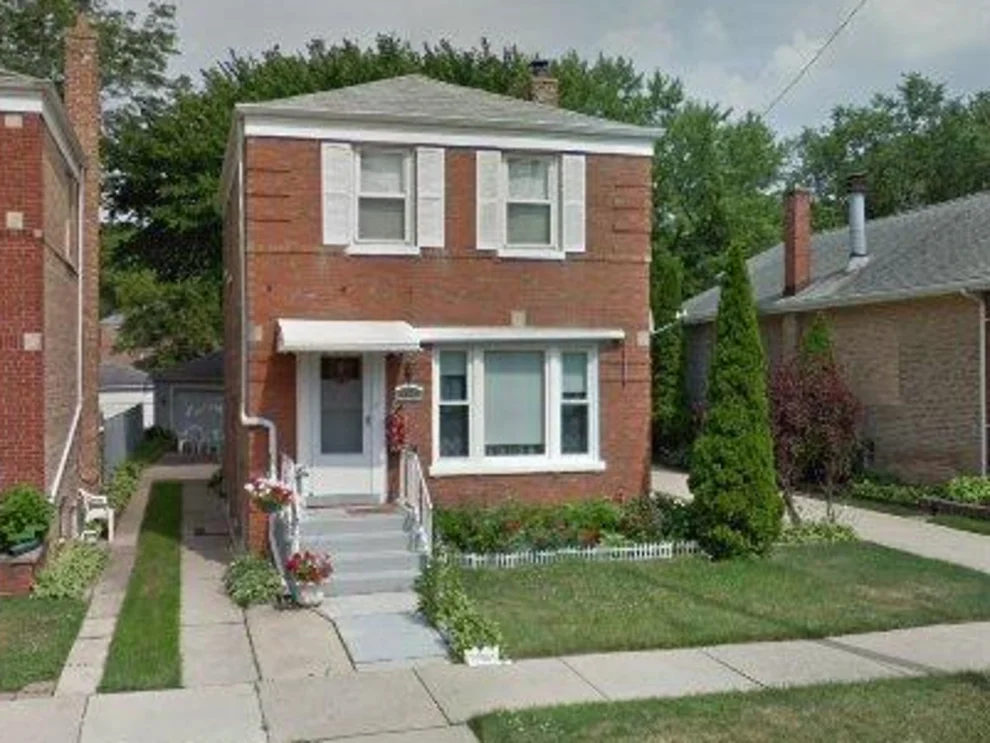 Unit for sale at 4135 Maple Avenue, Brookfield, IL 60513