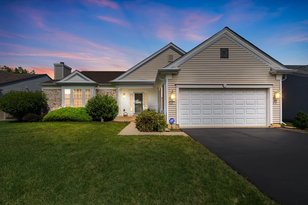 Unit for sale at 12235 Daphne Drive, Huntley, IL 60142