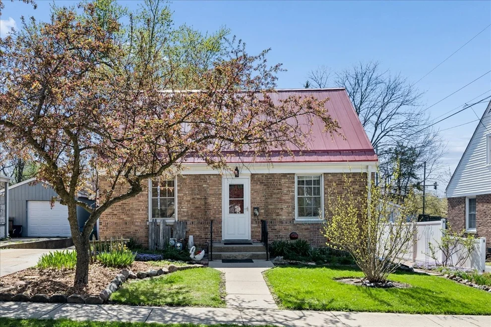 Unit for sale at 821 N 5th Street, DeKalb, IL 60115