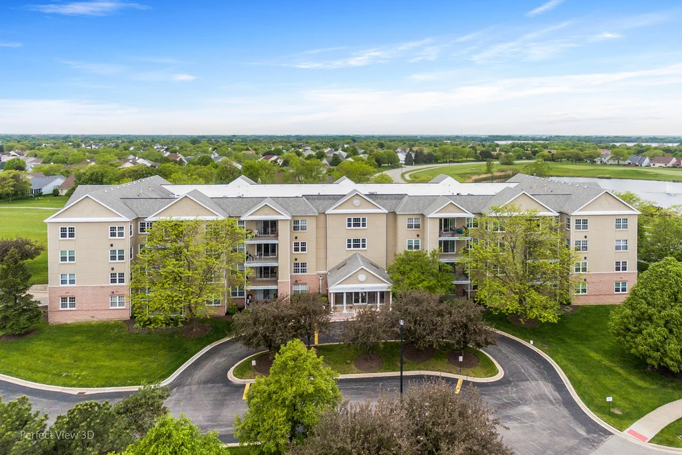 Unit for sale at 13750 Bristlecone Drive, Plainfield, IL 60544