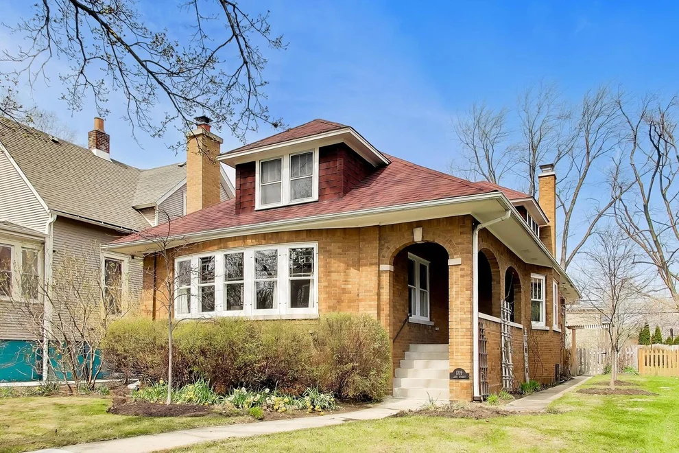 Unit for sale at 1719 Lake Street, Evanston, IL 60201