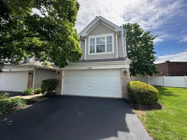 Unit for sale at 1942 Town Drive, Naperville, IL 60565