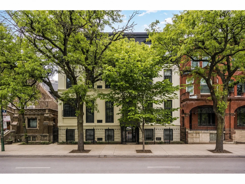 Unit for sale at 921 N La Salle Drive, Chicago, IL 60610