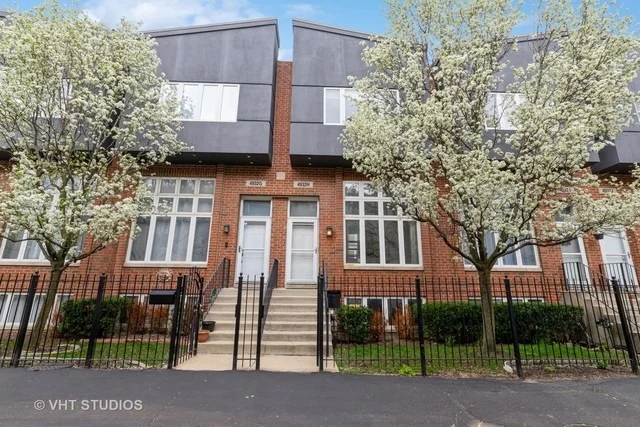 Unit for sale at 4932 W Lawrence Avenue, Chicago, IL 60630