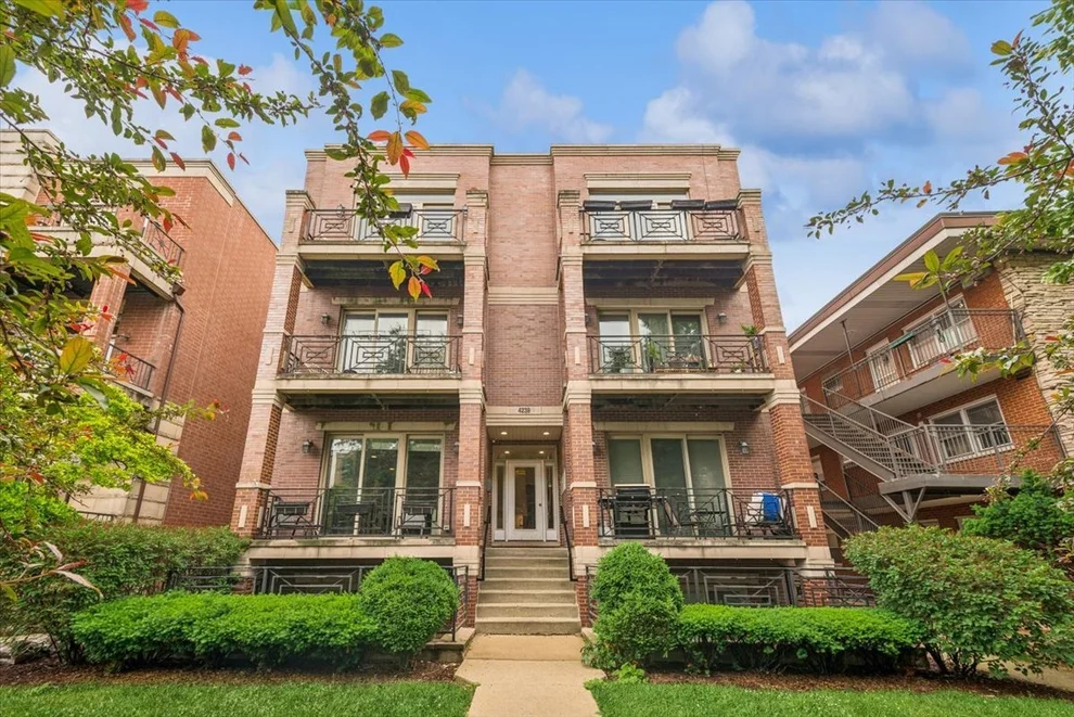Unit for sale at 4239 N Keystone Avenue, Chicago, IL 60641