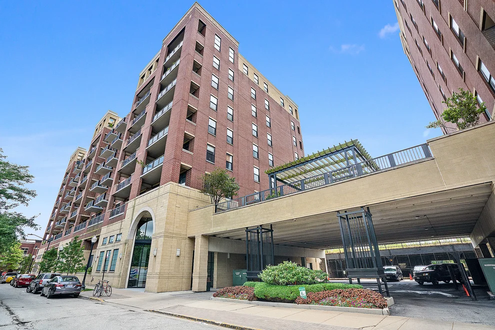 Unit for sale at 811 W 15th Place, Chicago, IL 60608