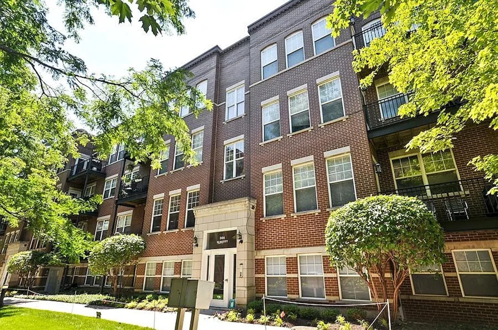Unit for sale at 301 W SCOTT Street, Chicago, IL 60610