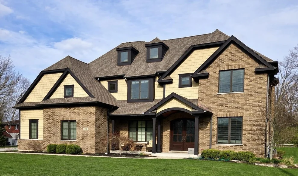 Unit for sale at 6701 Sunset Avenue, Countryside, IL 60525