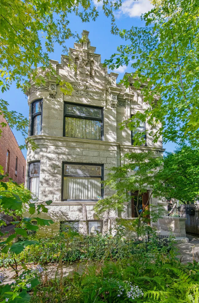 Unit for sale at 1646 N Leavitt Street, Chicago, IL 60647
