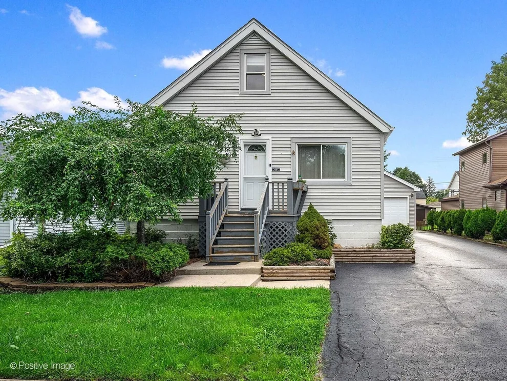 Unit for sale at 4029 Williams Street, Downers Grove, IL 60515