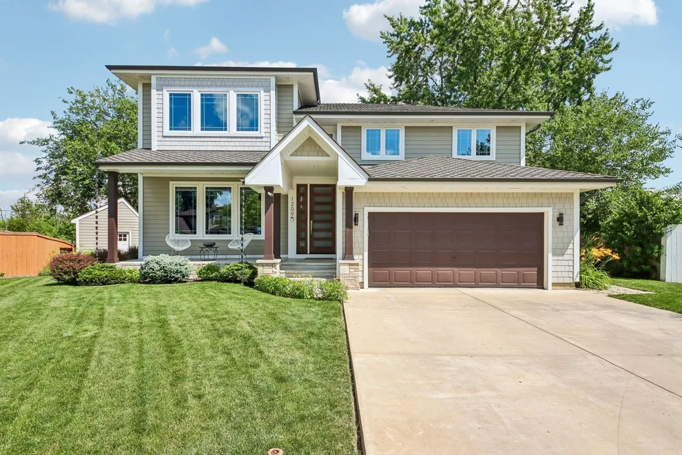 Unit for sale at 1209 Diane Lane, Elk Grove Village, IL 60007