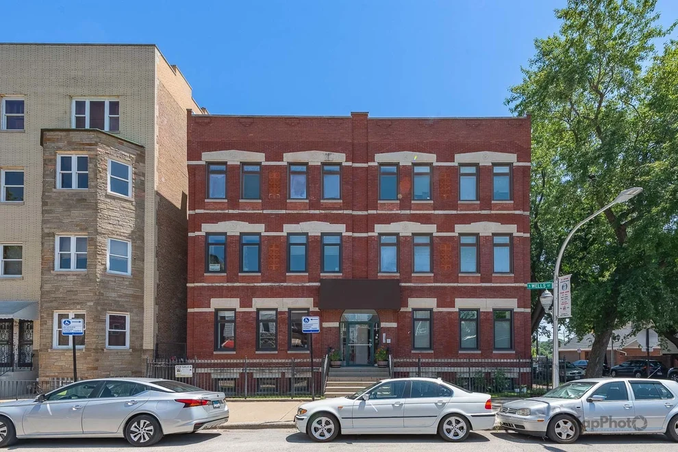 Unit for sale at 2841 S Wells Street, Chicago, IL 60616