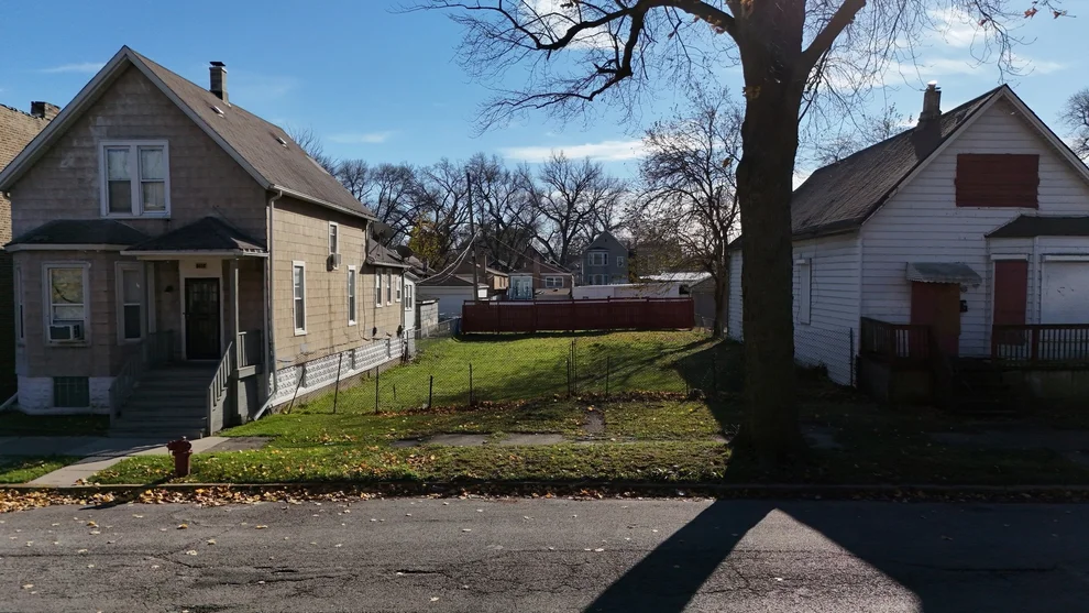 Unit for sale at 735 W 50th Street, Chicago, IL 60609