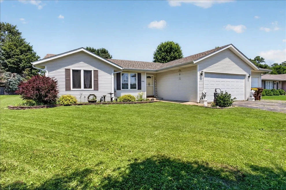 Unit for sale at 5250 Jenkins Drive, South Beloit, IL 61080