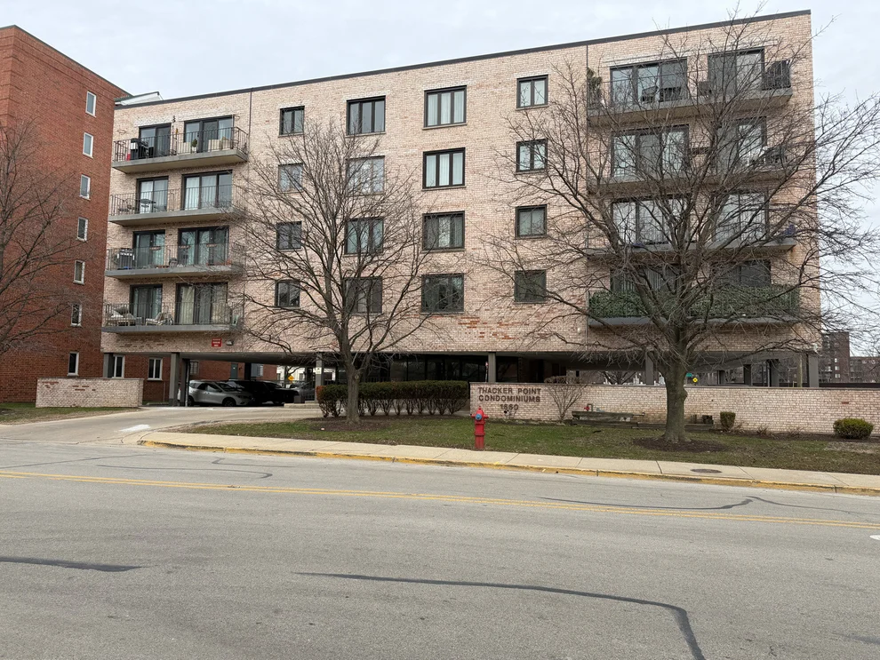 Unit for sale at 1660 E Thacker Street, Des Plaines, IL 60016