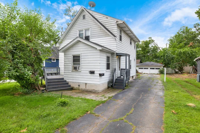 Unit for sale at 36 N Glenwood Avenue, Glenwood, IL 60425