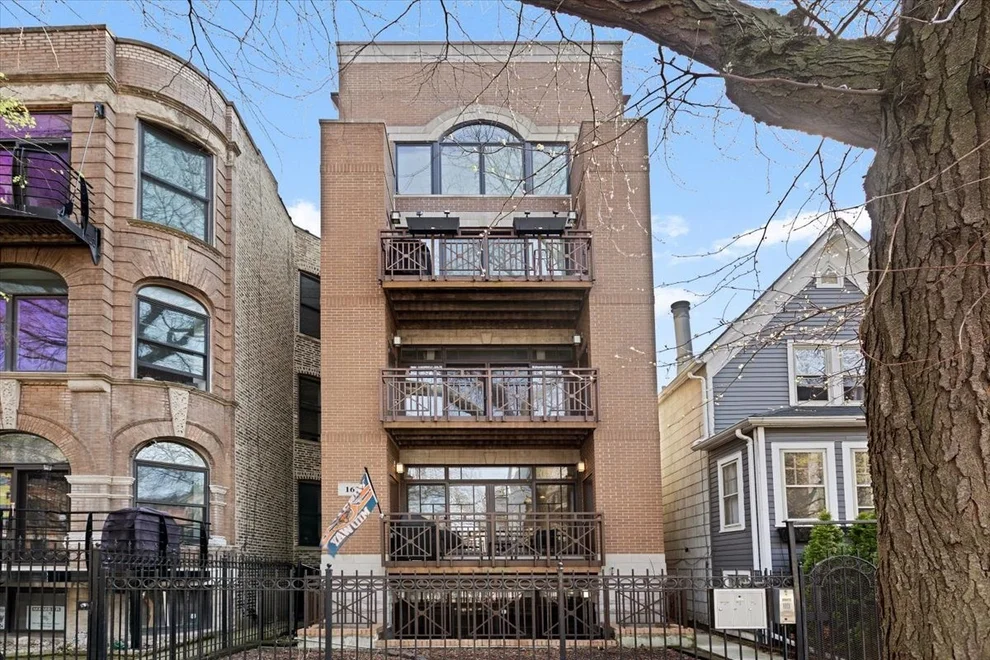 Unit for sale at 1639 N Oakley Avenue, Chicago, IL 60647