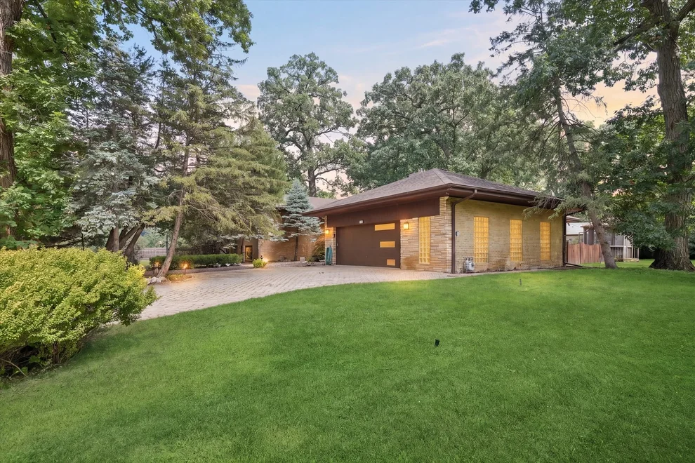 Unit for sale at 1655 Forest Drive, Glenview, IL 60025
