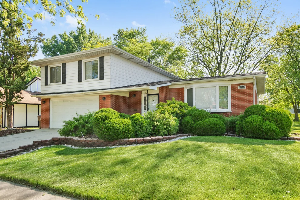Unit for sale at 22547 Mission Drive, Richton Park, IL 60471