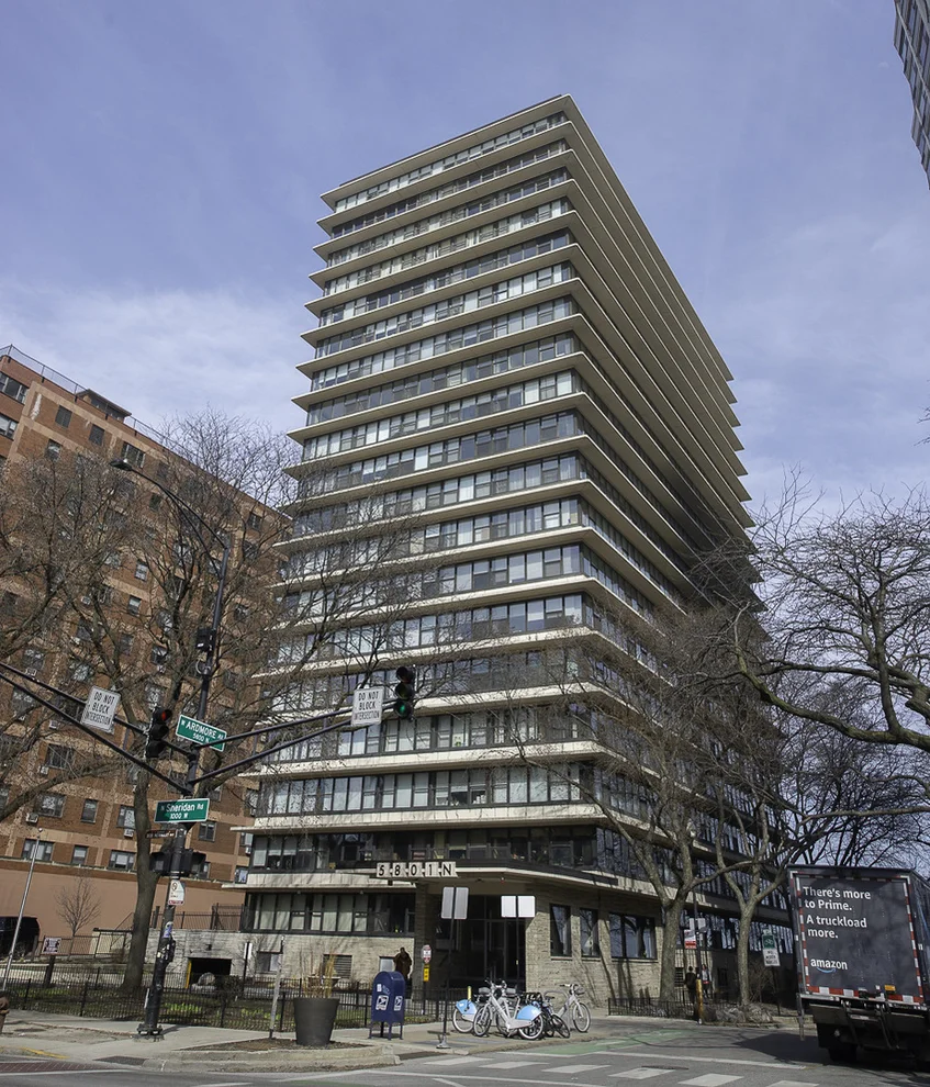 Unit for sale at 5801 N SHERIDAN Road, Chicago, IL 60660