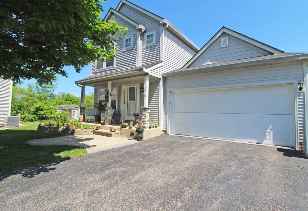Unit for sale at 279 Plymouth Court, ROUND LAKE BEACH, IL 60073
