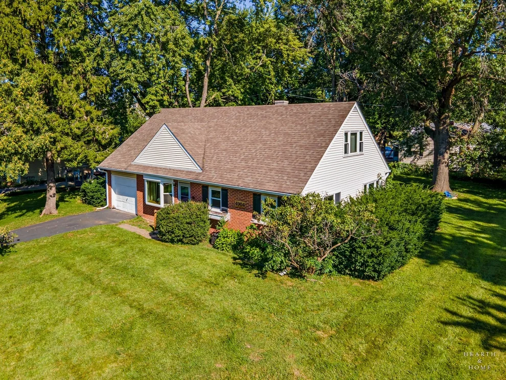Unit for sale at 4904 Rose Street, Crystal Lake, IL 60014