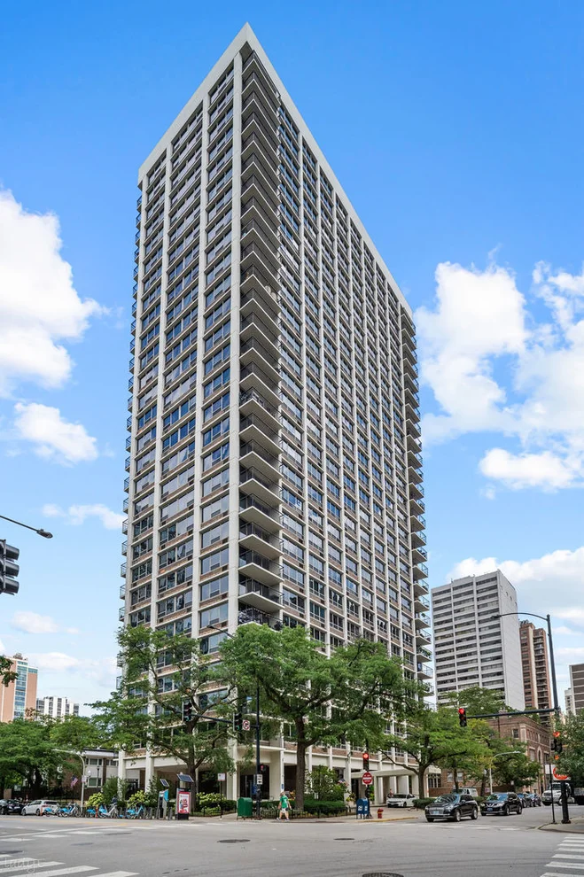 Unit for sale at 88 W Schiller Street, Chicago, IL 60610