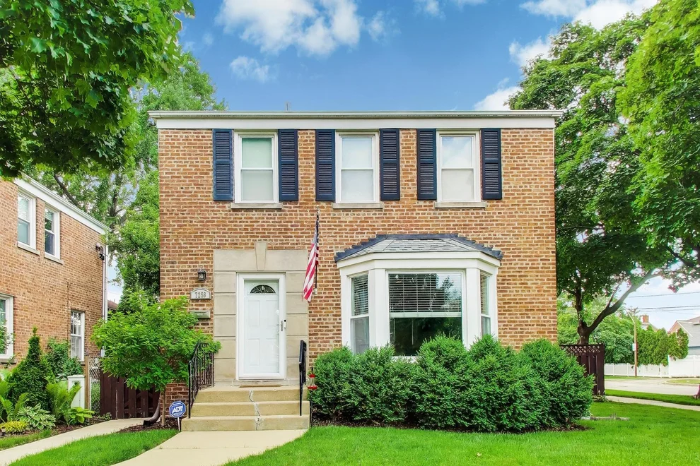 Unit for sale at 7256 N Oketo Avenue, Chicago, IL 60631