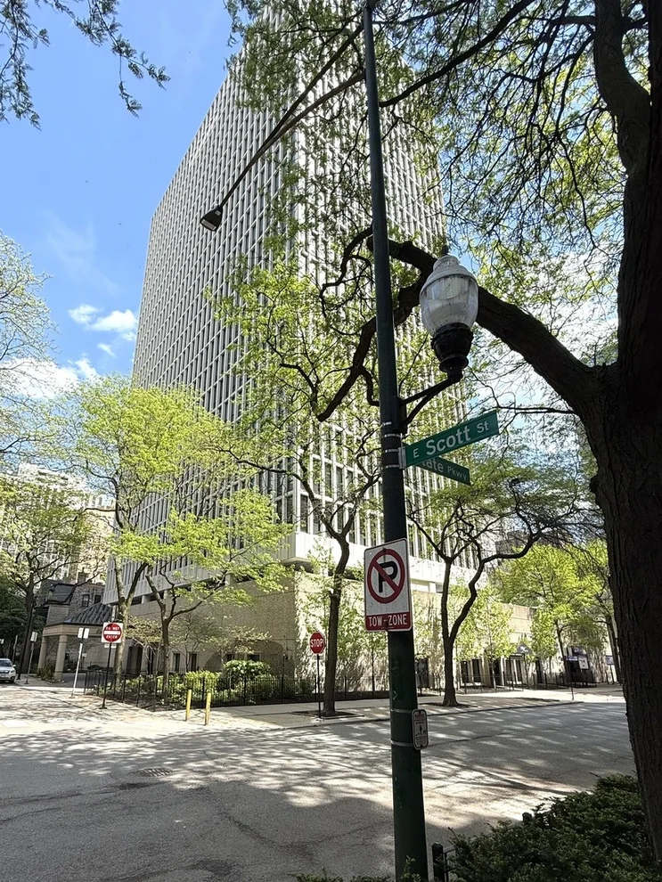 1 East Scott Street