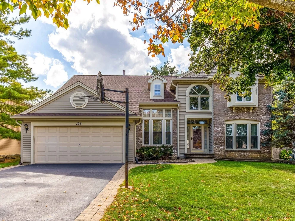 Unit for sale at 126 S Fiore Parkway, Vernon Hills, IL 60061