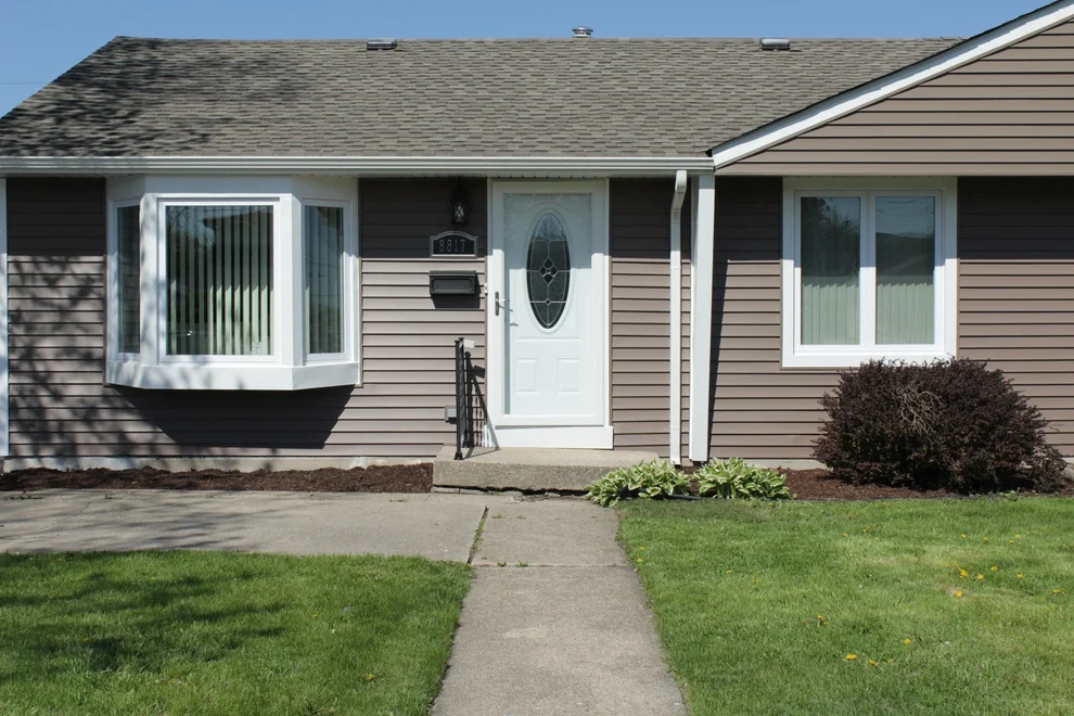 Unit for sale at 8817 S Kolmar Avenue, HOMETOWN, IL 60456