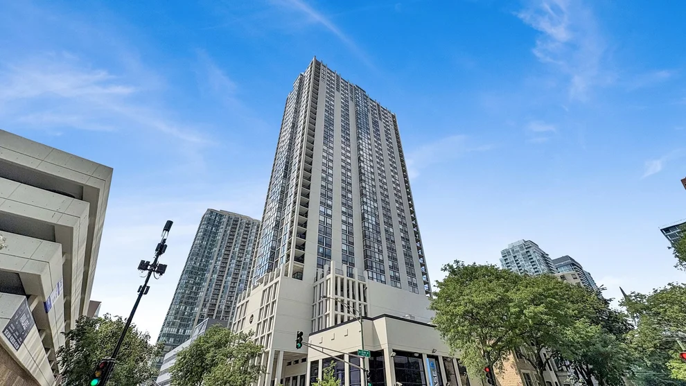 Unit for sale at 1122 N Clark Street, Chicago, IL 60610