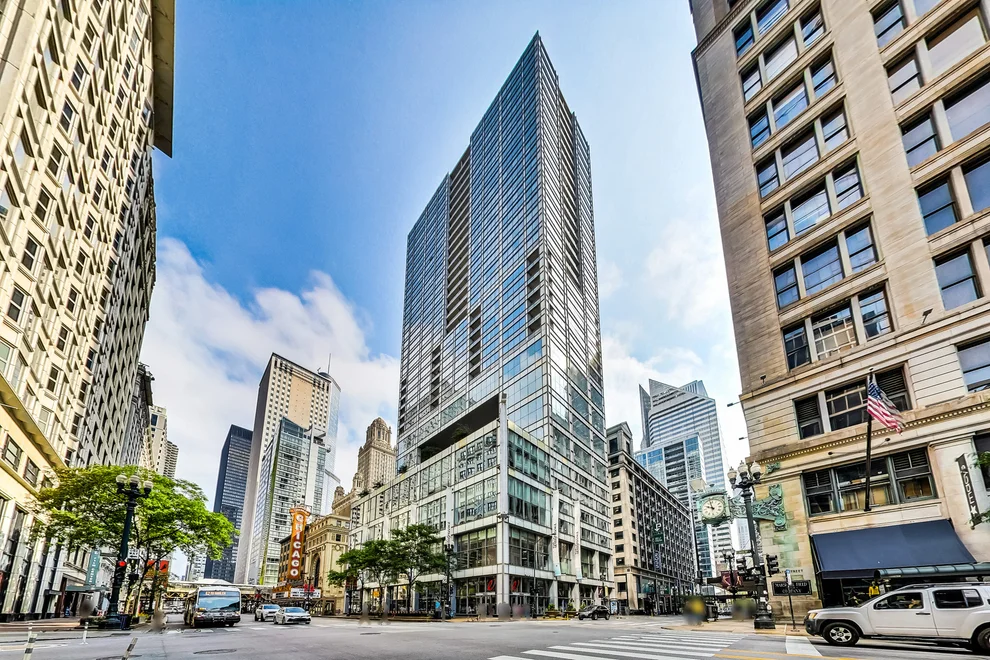Unit for sale at 8 E Randolph Street, Chicago, IL 60601