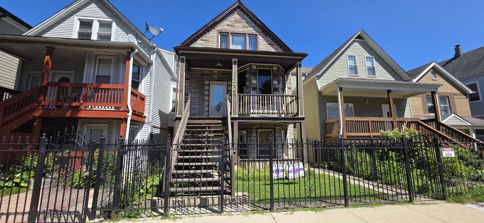 Unit for sale at 2423 N Lawndale Avenue, Chicago, IL 60647